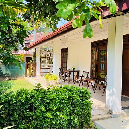 Medawatta Villa Мириса Екстериор снимка