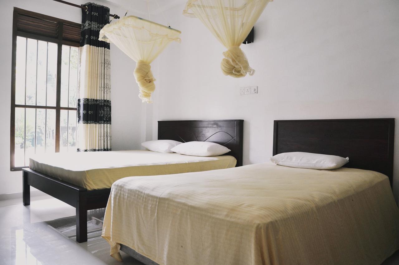 Medawatta Villa Мириса Екстериор снимка