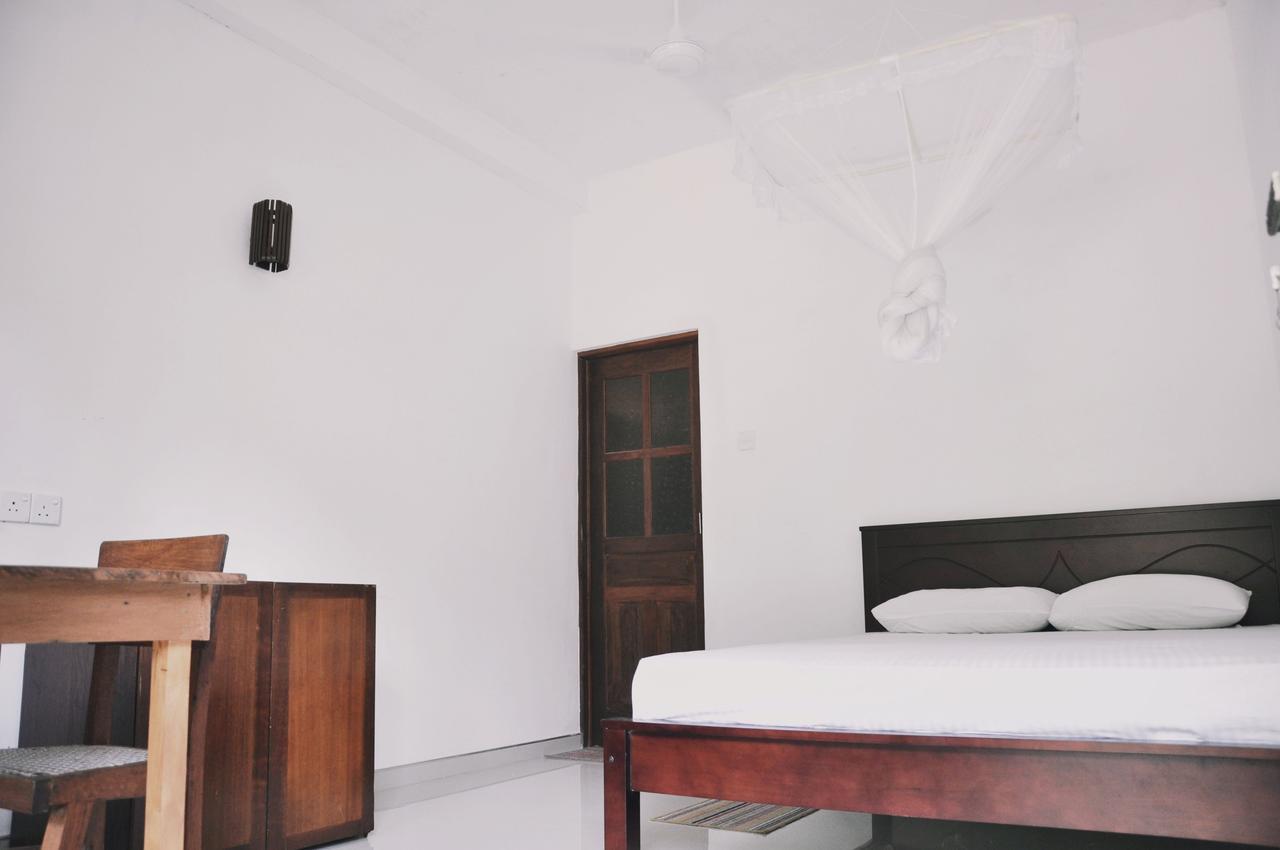 Medawatta Villa Мириса Екстериор снимка