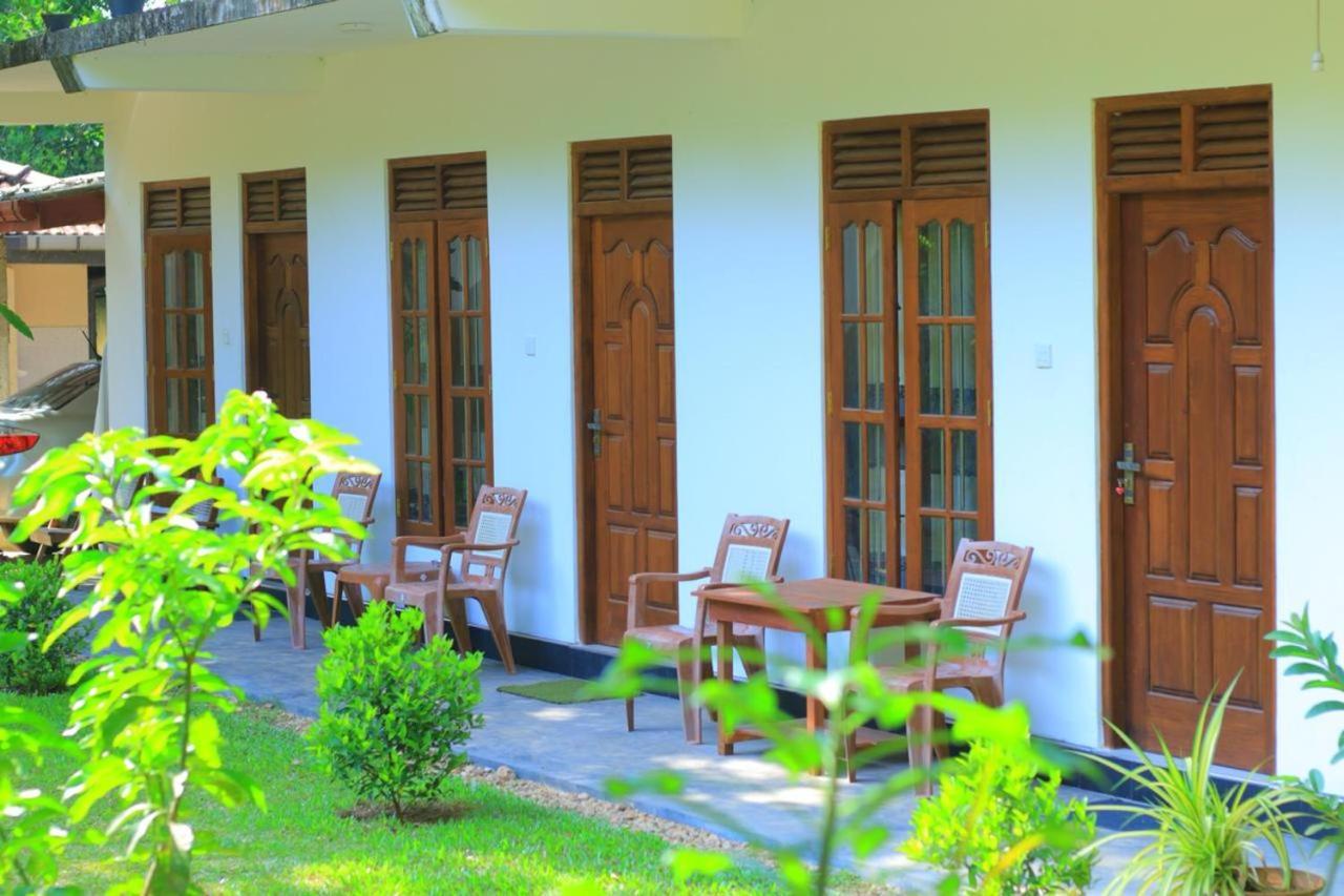 Medawatta Villa Мириса Екстериор снимка