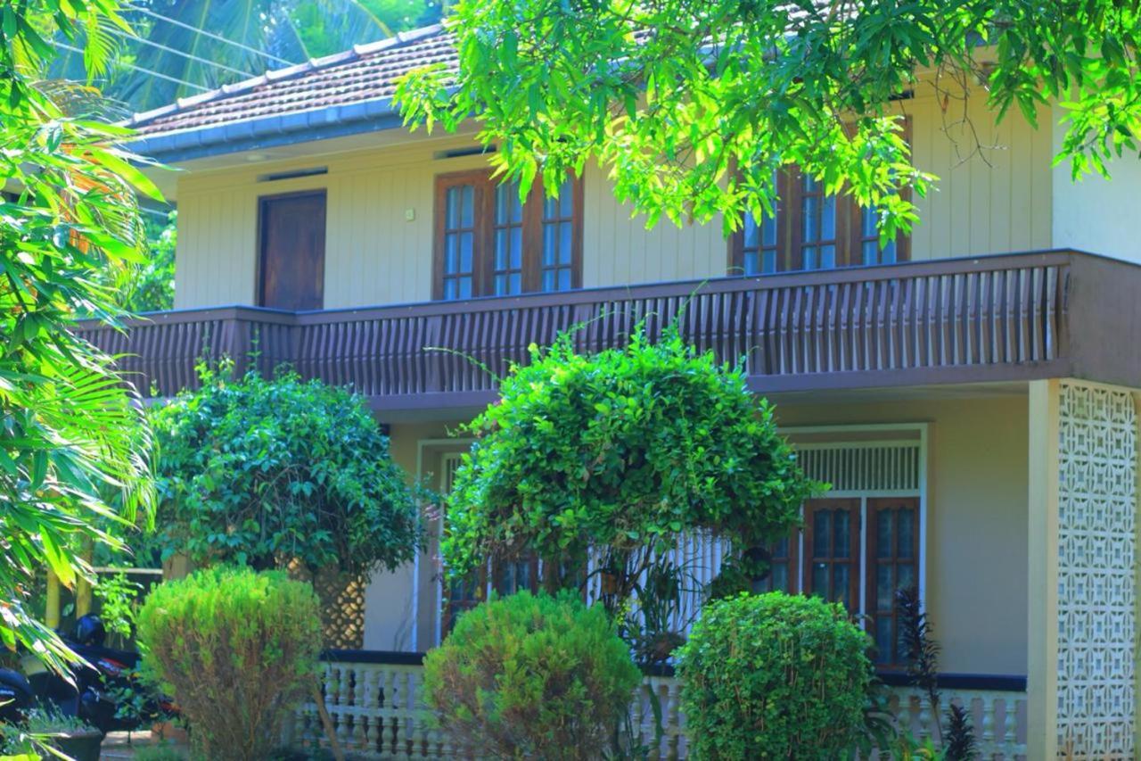 Medawatta Villa Мириса Екстериор снимка