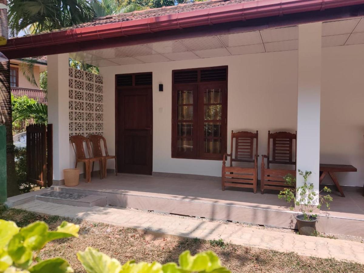 Medawatta Villa Мириса Екстериор снимка
